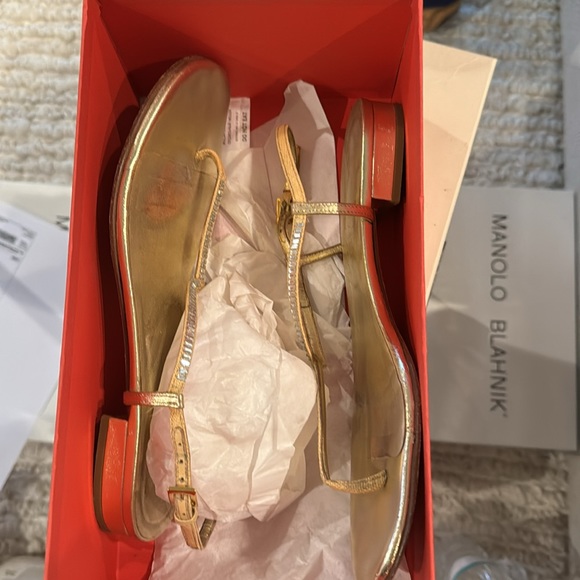 Valentino gold sandals. Size 38. - Picture 5 of 7